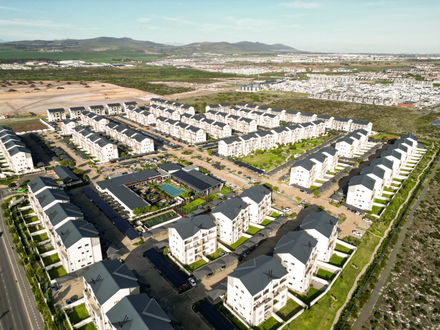 1 Bedroom Property for Sale in Sandown Western Cape